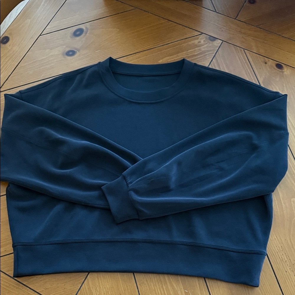 Lululemon Women’s Softstreme Perfectly Oversized Cropped Crew